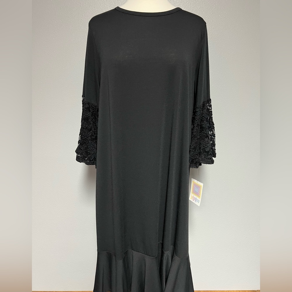 LuLaRoe “Maurine” swing dress